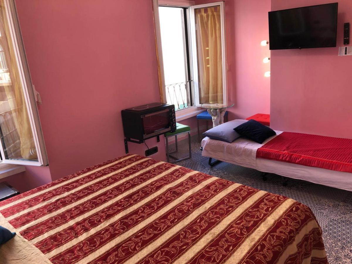 S.P.T. Bed & Breakfast Roma Ngoại thất bức ảnh